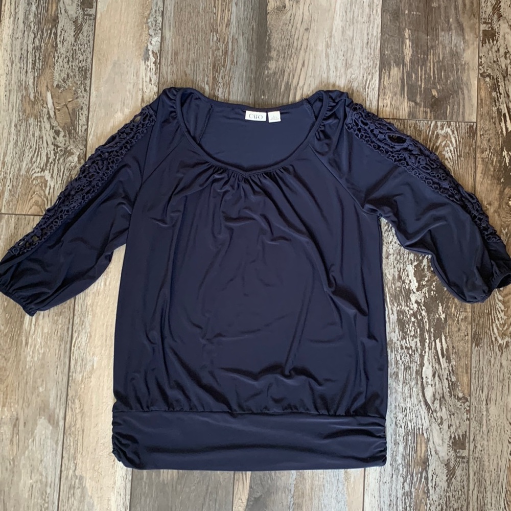 Navy 3/4 Sleeve Top